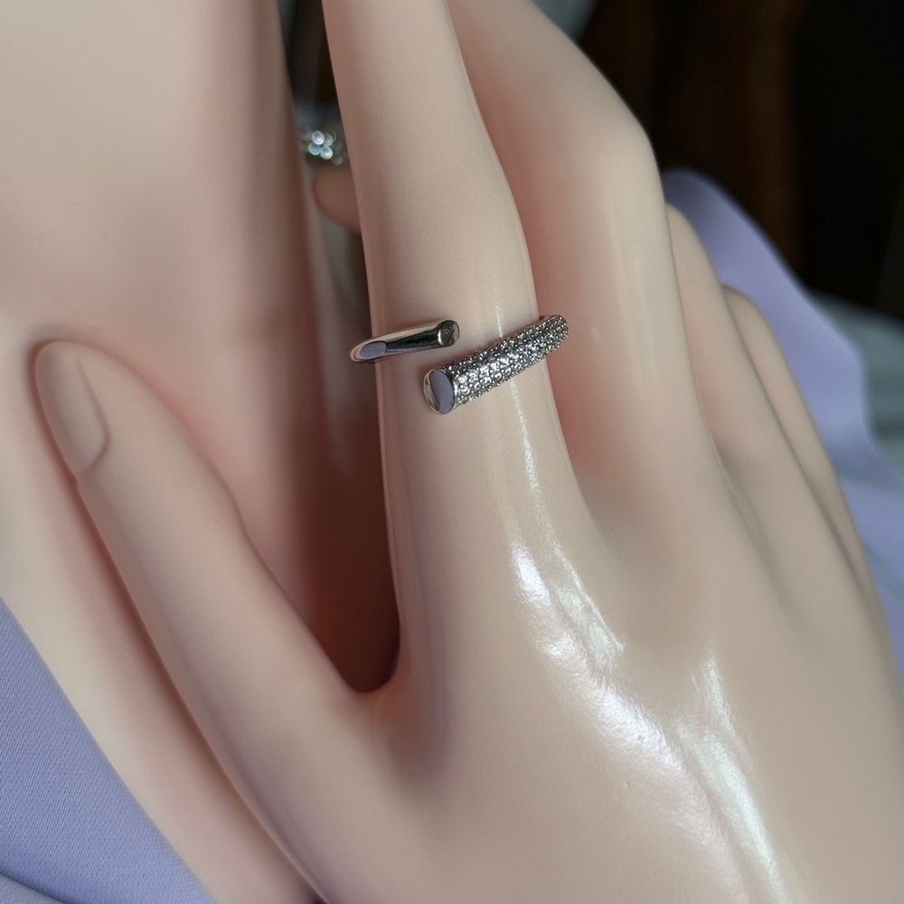 ⚜️❤️‍🔥 S925 Elegant Chic  Silver Ring - Picture 3 of 6